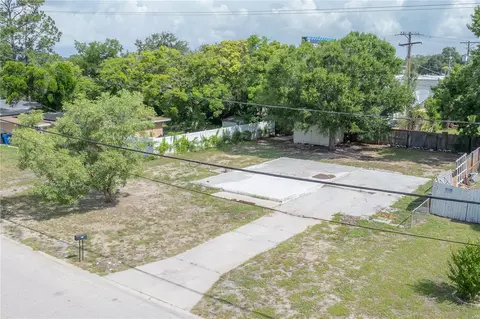 7006 Thrasher Dr, Tampa, FL 33610
