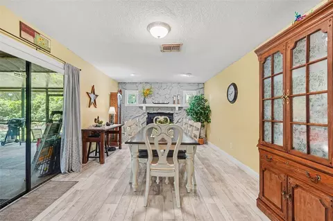 534 Leverett Rd, Seffner, FL 33584 photo 6