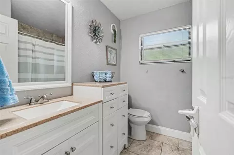534 Leverett Rd, Seffner, FL 33584 photo 12