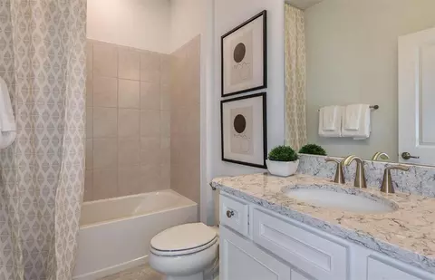 Bath - 4463 SW 82nd Loop, Ocala, FL 34476 photo 2 of 2