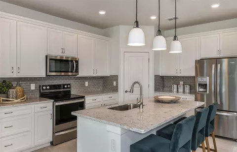 Kitchen - 4463 SW 82nd Loop, Ocala, FL 34476 photo 2 of 2