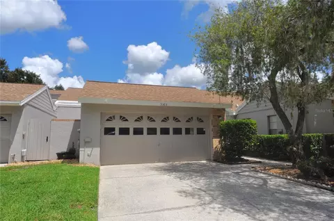 5565 Salem Square Dr N, Palm Harbor, FL 34685