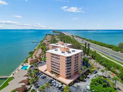 7430 Sunshine Skyway Ln S #201, Saint Petersburg, FL 33711