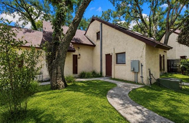 5641 Ashley Oaks Dr #37, Tampa, FL 33617
