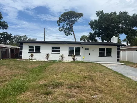 4910 Halifax Dr, Tampa, FL 33615