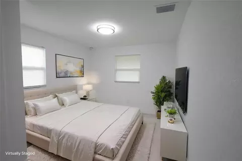 Bedroom - 6427 A L Campbell Ln, Seffner, FL 33584 photo 7 of 9