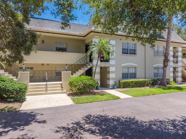 68 Country Club Dr, Largo, FL 33771