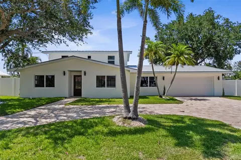 10016 Kingfisher Rd E, Bradenton, FL 34209