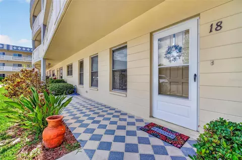 2222 Americus Blvd N #18, Clearwater, FL 33763
