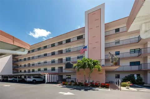 8174 Terrace Garden Dr N #307, Saint Petersburg, FL 33709