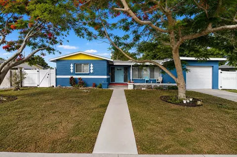 3232 59th Way N, Saint Petersburg, FL 33710