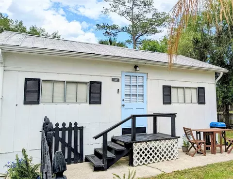 55914 Bay Rd, Astor, FL 32102