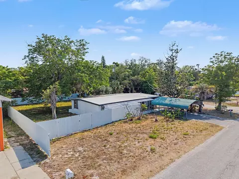 7708 Maryland Ave, Hudson, FL 34667