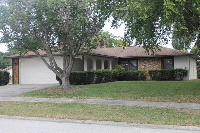 8513 Winter Haven Dr, Hudson, FL 34667