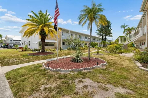 5875 18th St N #1, Saint Petersburg, FL 33714