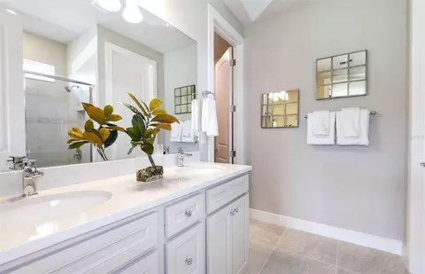 Bath - 14822 Sunbeam St, Parrish, FL 34219 photo 1 of 2