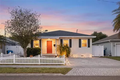 3110 15th St N, Saint Petersburg, FL 33704