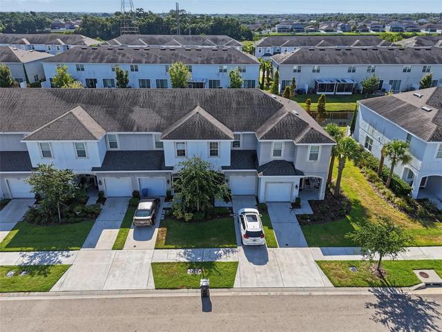 7052 Summer Holly Pl, Riverview, FL 33578