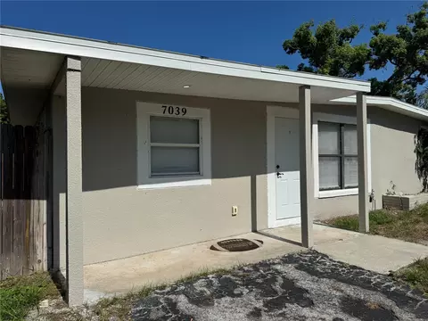 7039 E Lenox Dr E, New Port Richey, FL 34653