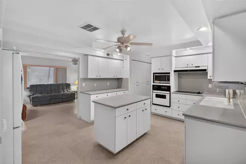 2012 Ripon Dr, Clearwater, FL 33764 photo 8