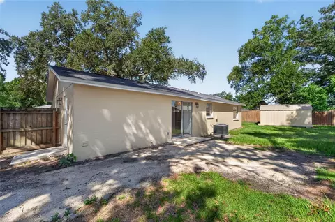 Exterior - 522 Highview Cir N, Brandon, FL 33510 photo 18 of 18