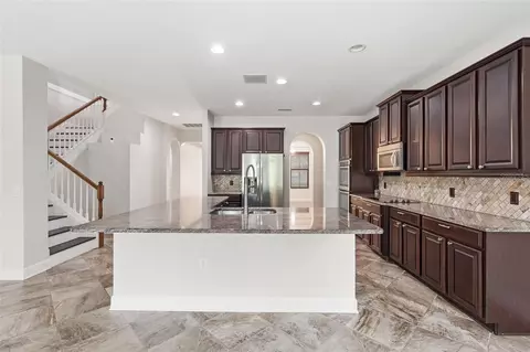 Kitchen - 1120 Maza Pl, Trinity, FL 34655 photo 8 of 9