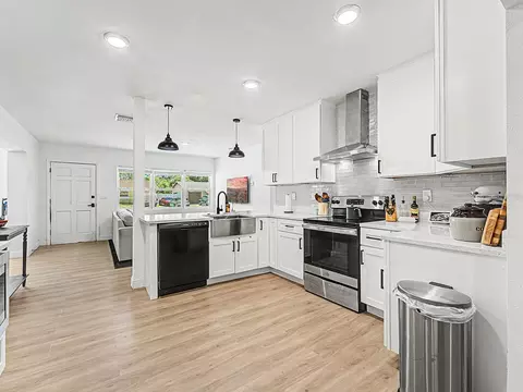 Kitchen - 3029 Pine Tree Ave, Largo, FL 33771 photo 9 of 9