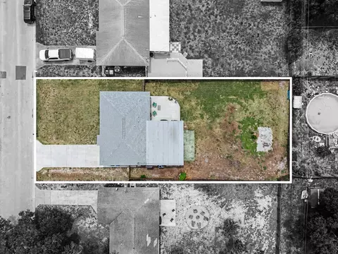 View/Area - 3029 Pine Tree Ave, Largo, FL 33771 photo 2 of 10