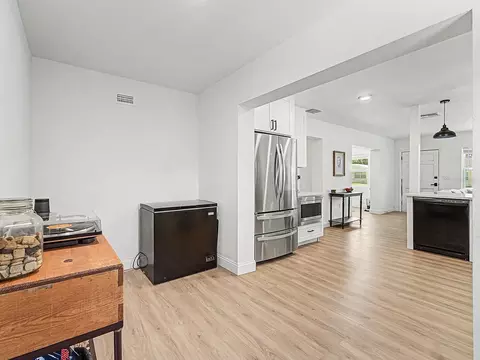 Entry Way - 3029 Pine Tree Ave, Largo, FL 33771 photo 1 of 1