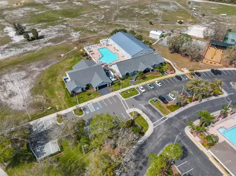 View/Area - 13403 Beechberry Dr, Riverview, FL 33579 photo 9 of 10