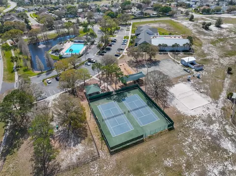 View/Area - 13403 Beechberry Dr, Riverview, FL 33579 photo 7 of 10