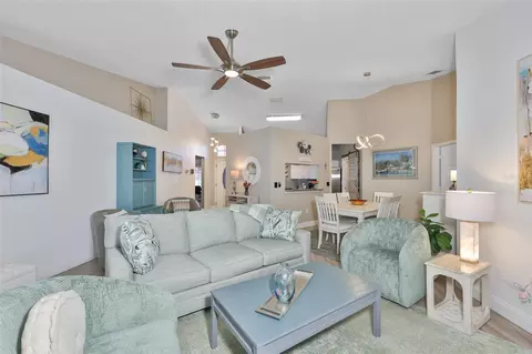 Living - 13403 Beechberry Dr, Riverview, FL 33579 photo 4 of 6