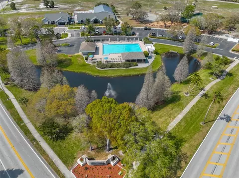 View/Area - 13403 Beechberry Dr, Riverview, FL 33579 photo 8 of 10