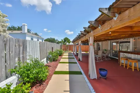 Exterior - 13403 Beechberry Dr, Riverview, FL 33579 photo 6 of 8