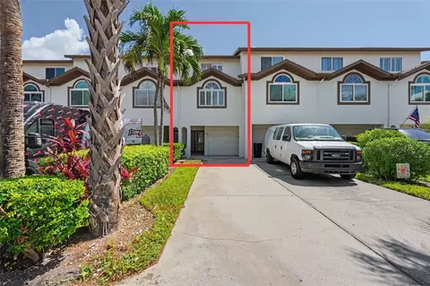 269 Madeira Cir, Saint Petersburg, FL 33715