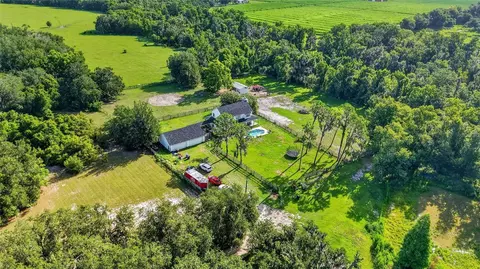 View/Area - 8922 Pritcher Rd, Lithia, FL 33547 photo 1 of 15