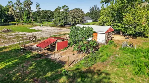 Exterior - 8922 Pritcher Rd, Lithia, FL 33547 photo 12 of 26