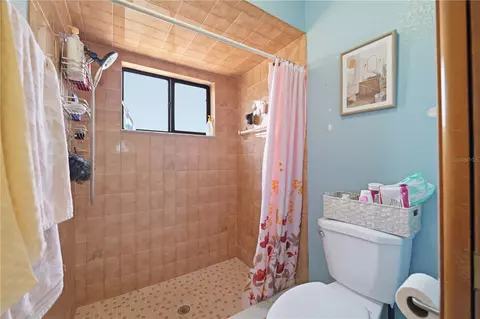 Bath - 9470 Montebello Ln, Spring Hill, FL 34608 photo 3 of 4