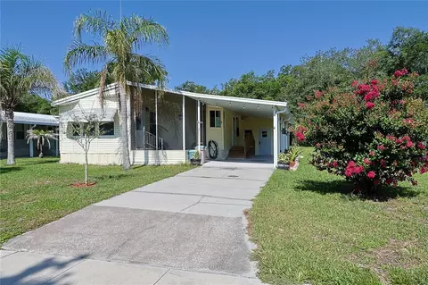 3601 Muller Dr, Zephyrhills, FL 33540