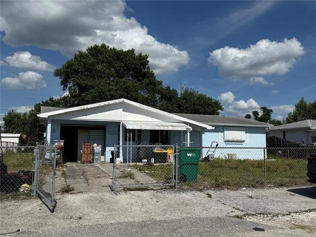 2526 Templewood Dr, Holiday, FL 34690