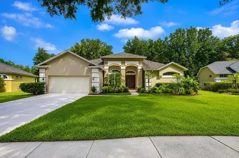 4916 Willow Ridge Ter, Valrico, FL 33596