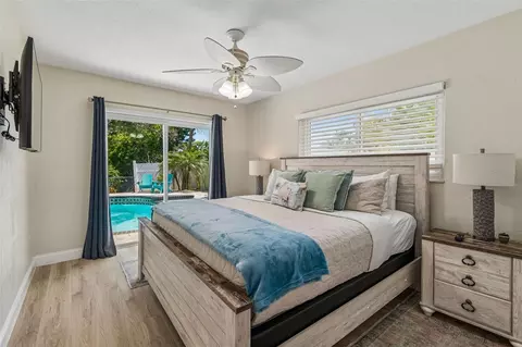 Bedroom - 3282 Honeysuckle Rd, Largo, FL 33770 photo 6 of 11