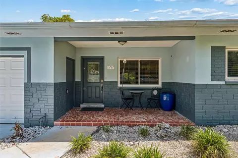 Exterior - 3282 Honeysuckle Rd, Largo, FL 33770 photo 4 of 22