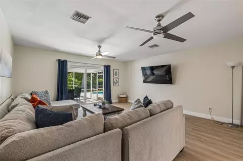 Living - 3282 Honeysuckle Rd, Largo, FL 33770 photo 7 of 9