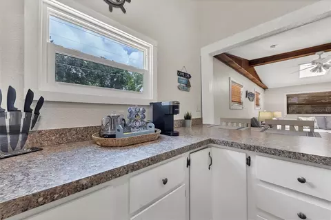 900 Beverly Ave, Largo, FL 33770 photo 13