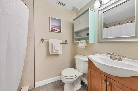 900 Beverly Ave, Largo, FL 33770 photo 22