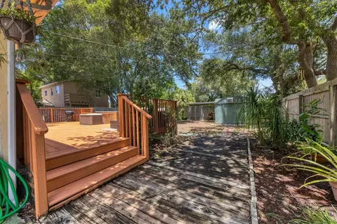 900 Beverly Ave, Largo, FL 33770 photo 29