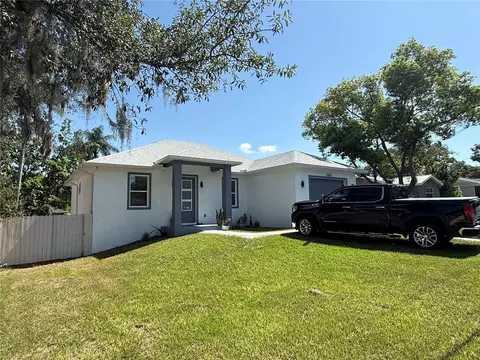 1816 E Yukon St, Tampa, FL 33604