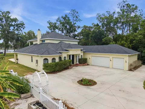 19715 Deer Lake Rd, Lutz, FL 33548