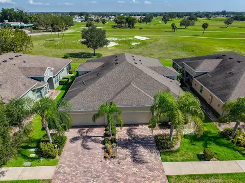 606 Chipper Dr, Sun City Center, FL 33573